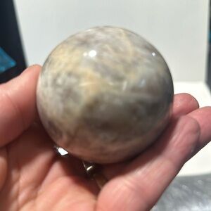 Blue moonstone sphere 306 g very flashy